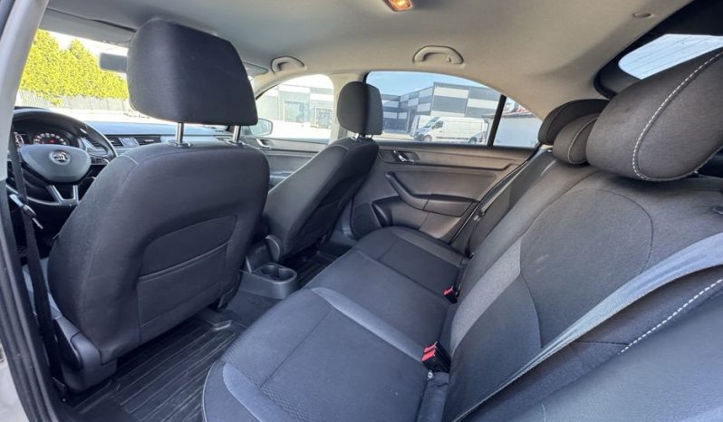 
								Skoda Rapid*2014r*1.2benz*bdb stan*niski przebieg* full									