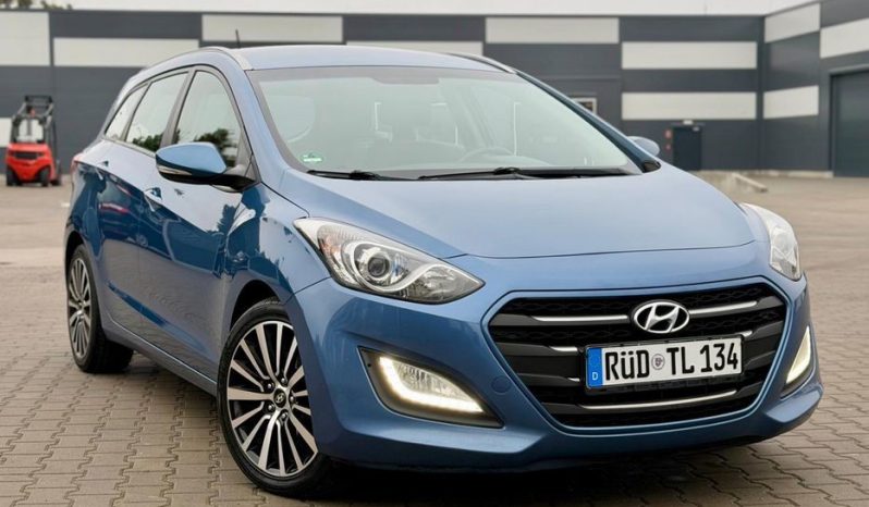 
								hyundai i30*Lift*2015r*1.4benz*101KM*Navi*Kamera* z Niemiec*oplacony* full									