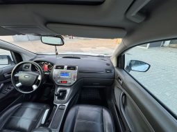 
										Ford Kuga*2009r*2.0Tdci*136KM*Titanium*bdb stan*wazne oplaty full									