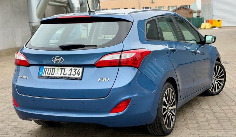 
								hyundai i30*Lift*2015r*1.4benz*101KM*Navi*Kamera* z Niemiec*oplacony* full									